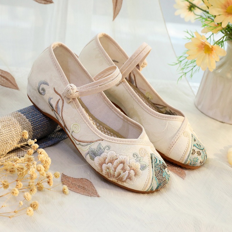 Повседневная обувь для женщин, – обзор и цена New Ethnic Fashion